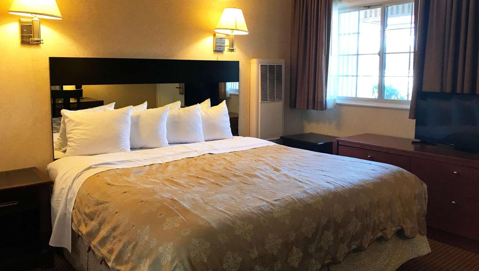Pacific Heights Inn By Magnuson Worldwide